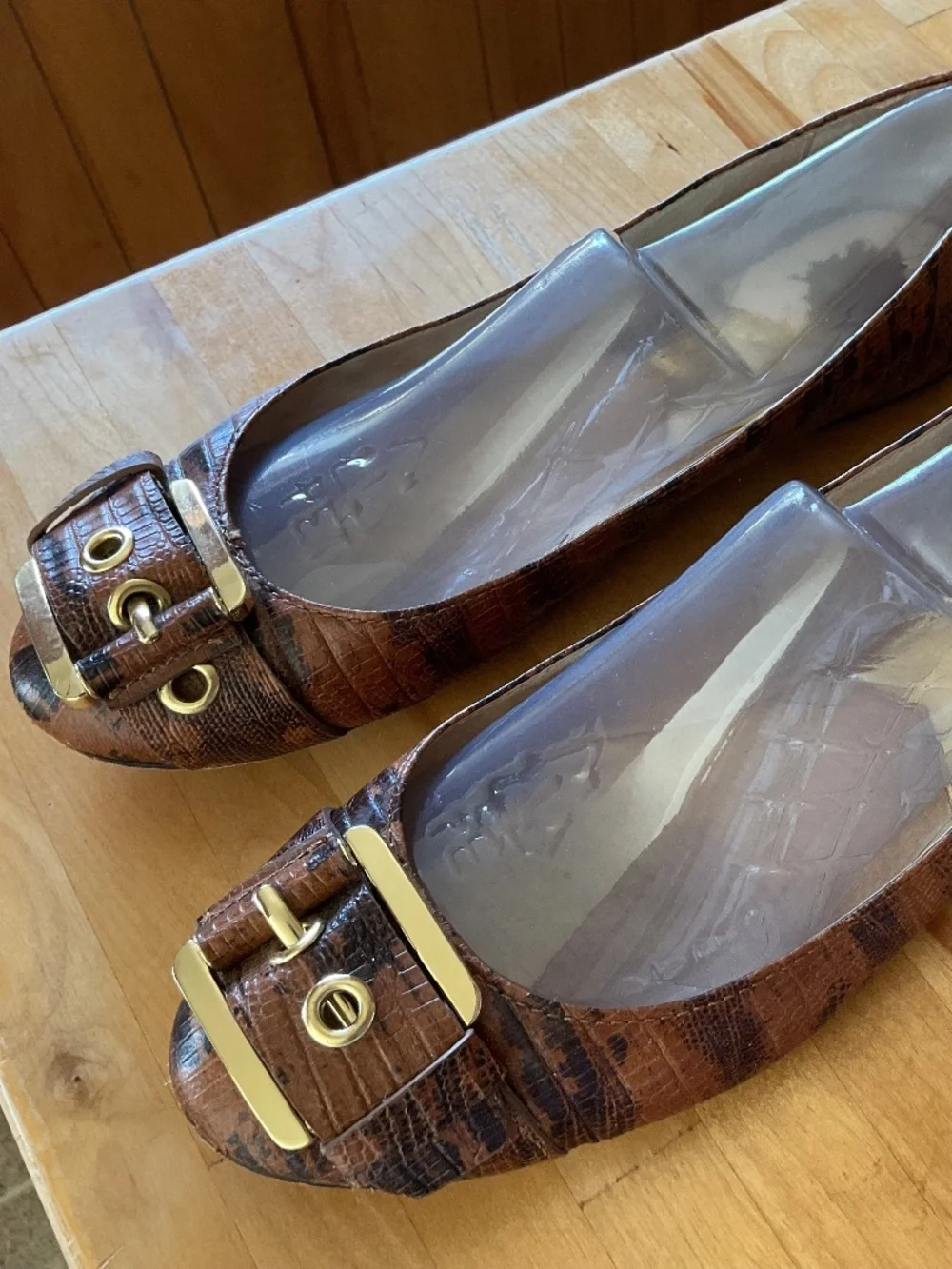 MICHAEL KORS Brown Leather Big BUKLE Woman Flat Shoes Size US 8.5